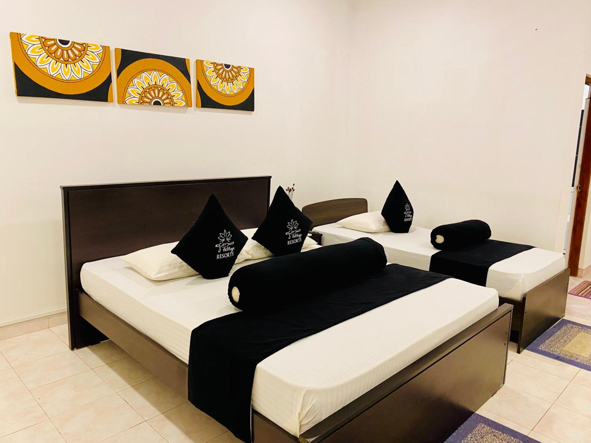 Abhaya Resorts Анурадхапура Екстериор снимка