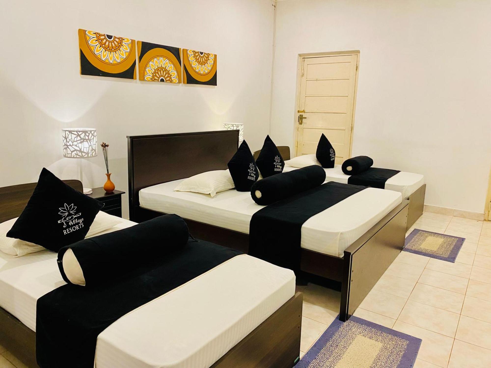 Abhaya Resorts Анурадхапура Екстериор снимка